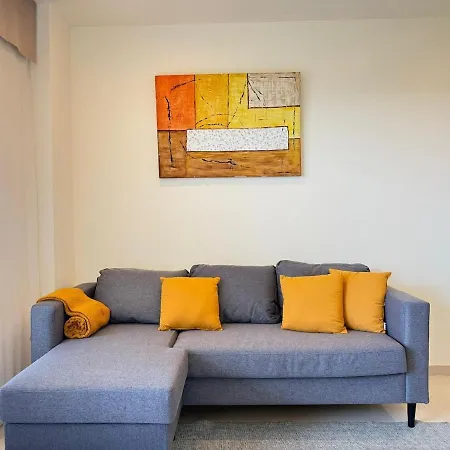Apartamento In Castelldefels!